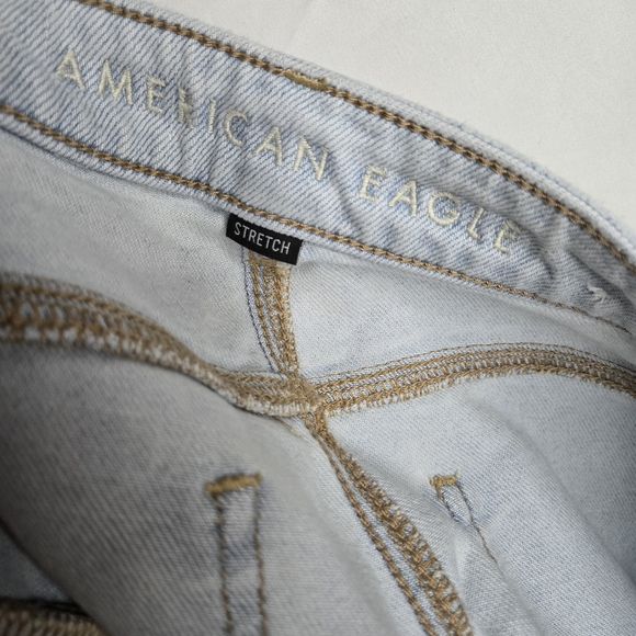 Size 6 American Eagle Distressed Cuffed Jean Shorts Y2k Casual Everyday Wear - Picture 7 of 7